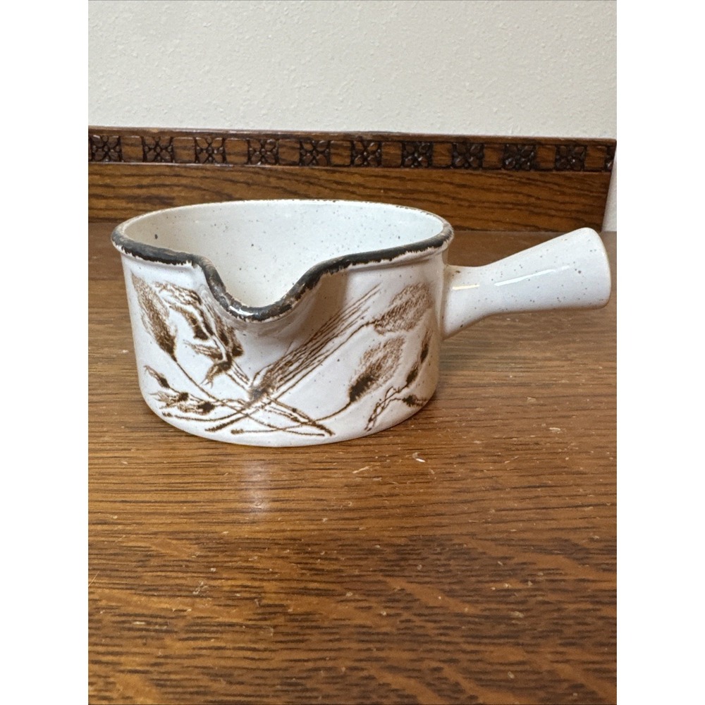 Wedgewood Midwinter Stonehenge Wild Oats Gravy Boat England Vintage Stoneware